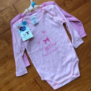 BNWT, onesie pack, bear onesie, 6 months